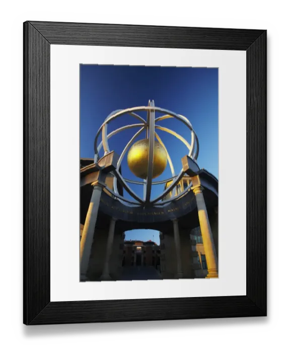 Framed Print : The Swirle Pavillion located along the regenerated Newcastle upon tyne quayside