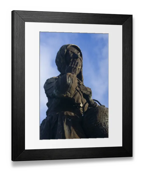 Framed Print : England, Tyne & Wear, South Shields. A statue celebrating a famous local South Shields character Framed Print : England, Tyne & Wear, South Shields. A statue celebrating a famous local South Shields character