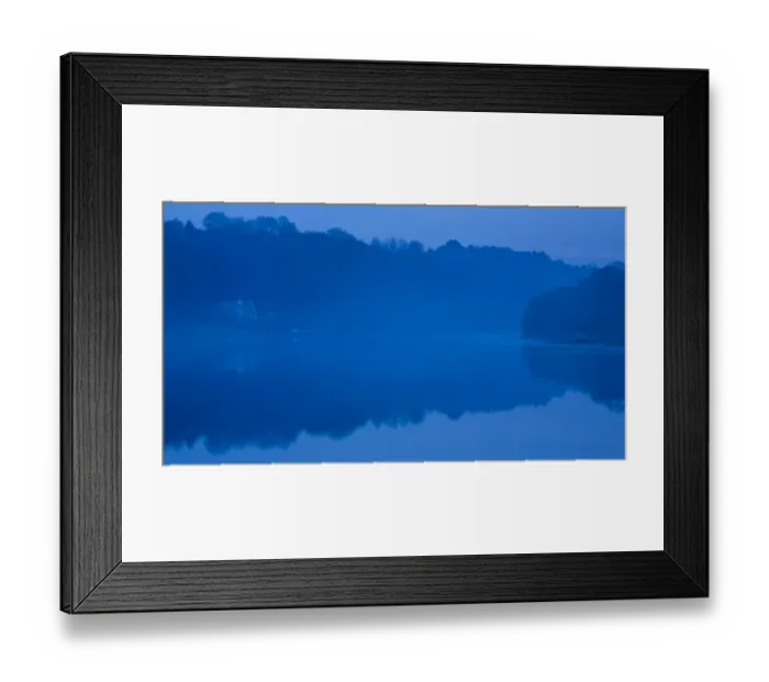 Framed Print : England, Tyne & Wear, Newburn. Mist lingers on the River Tyne near Newburn