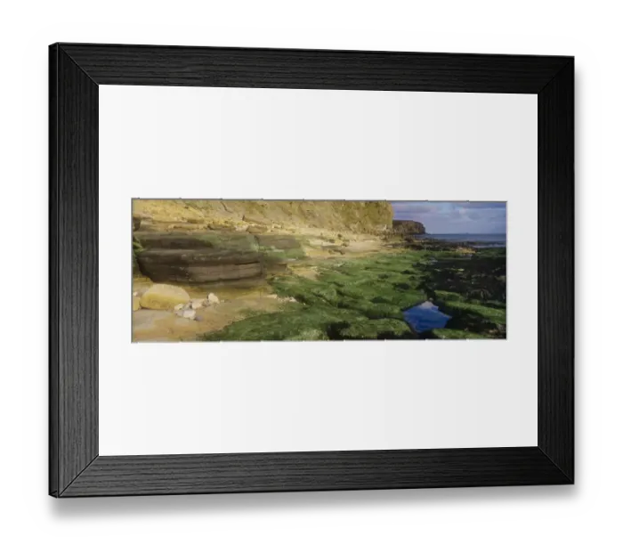 Framed Print : England, Tyne and Wear, Whitley Bay. The coastline north of St Marys Island viewed at low tide