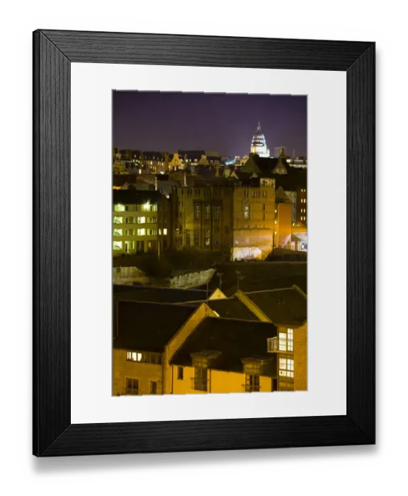 Framed Print : Scotland, Edinburgh, Edinburgh City. Looking across the city and the variety of new