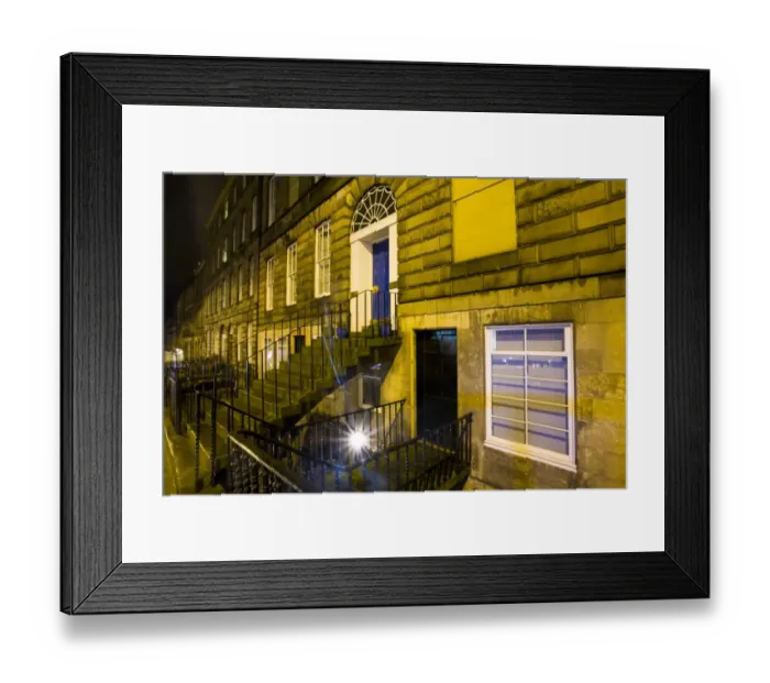 Framed Print : Scotland, Edinburgh, New Town. Private dwelling near the city center in the New Town