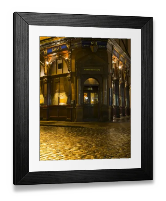 Framed Print : Scotland, Edinburgh, New Town. The Guildford Arms on West Register Street