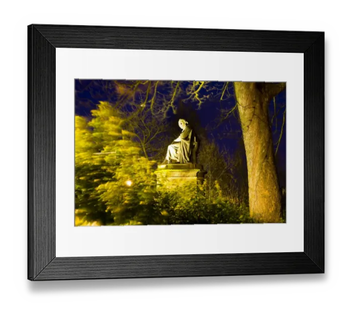 Framed Print : Scotland, Edinburgh, West Princes Street Gardens. Statue of Sir James Young Simpson Framed Print : Scotland, Edinburgh, West Princes Street Gardens. Statue of Sir James Young Simpson