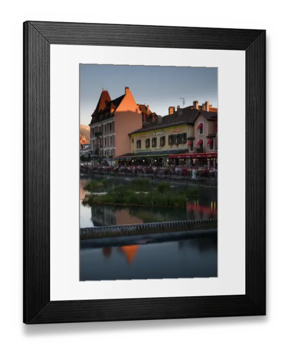 Framed Print : France, Auvergne-Rhone-Alpes, Annecy