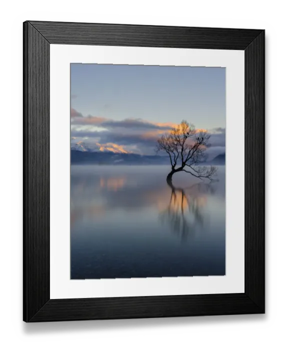 Framed Print : New Zealand, Otago, Lake Wanaka Framed Print : New Zealand, Otago, Lake Wanaka