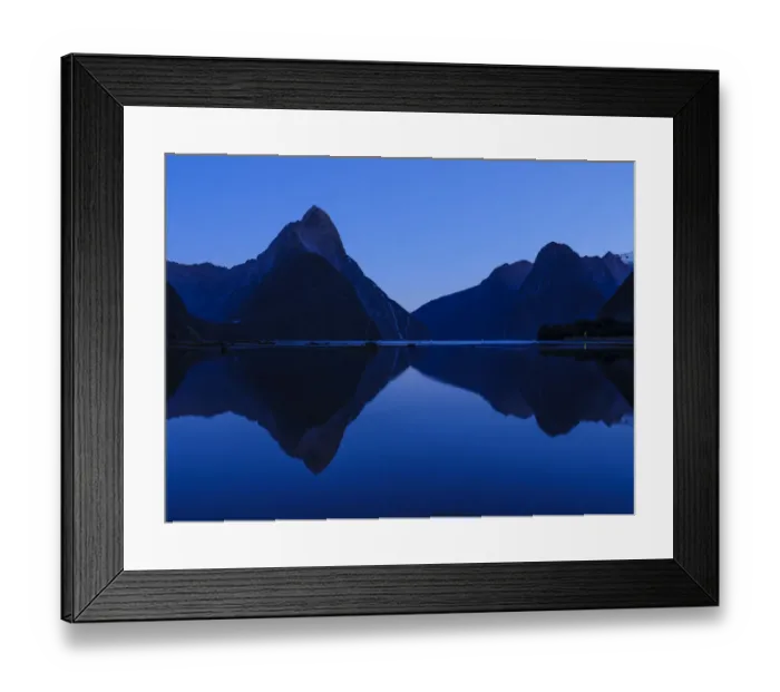 Framed Print : New Zealand, South Island, Fiordland National Park Framed Print : New Zealand, South Island, Fiordland National Park