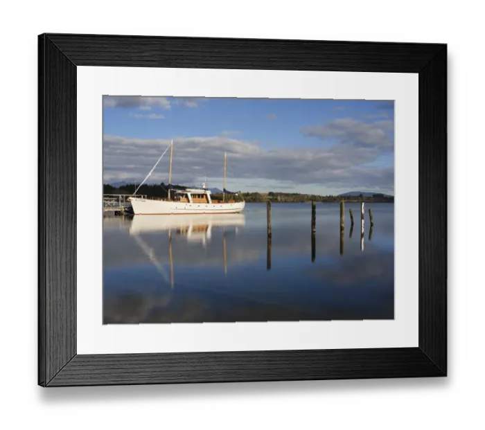 Framed Print : New Zealand, South Island, Fiordland National Park Framed Print : New Zealand, South Island, Fiordland National Park