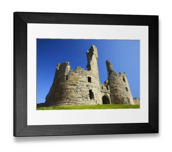 Framed Print : England, Northumberland, Dunstanburgh Castle. The ruins of the impressive Dunstanburgh Castle Framed Print : England, Northumberland, Dunstanburgh Castle. The ruins of the impressive Dunstanburgh Castle