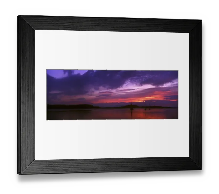 Framed Print : SCOTLAND, Scottish highlands, Oban. The pinks and reds of a west coast sunset looking towards the western