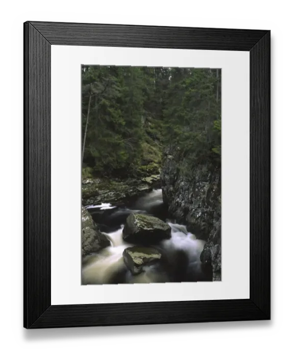 Framed Print : SCOTLAND, Scottish Highlands, Cainrgorm National Park. The fast flowing falls of the river pattack