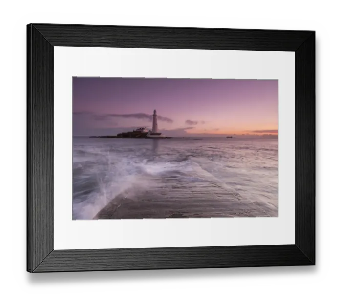 Framed Print : England, Tyne and Wear, St Marys Island & Lighthouse Framed Print : England, Tyne and Wear, St Marys Island & Lighthouse