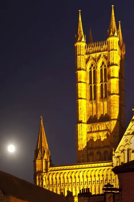 Framed Print : England, Lincolnshire, Lincoln. Full moon behind Lincoln Cathedral in the historic UK city of Lincoln