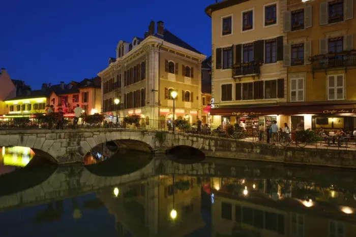 Framed Print : France, Auvergne-Rhone-Alpes, Annecy