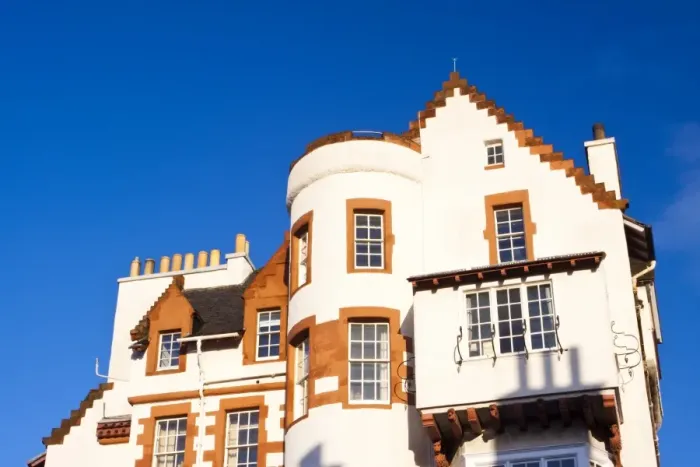 Framed Print : Scotland, Edinburgh, Edinburgh City. House with white washed walls, located near the castle esplanade