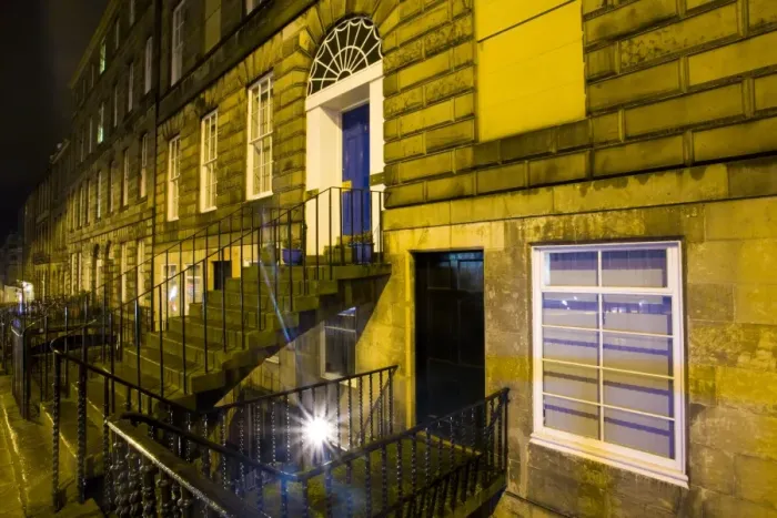 Framed Print : Scotland, Edinburgh, New Town. Private dwelling near the city center in the New Town