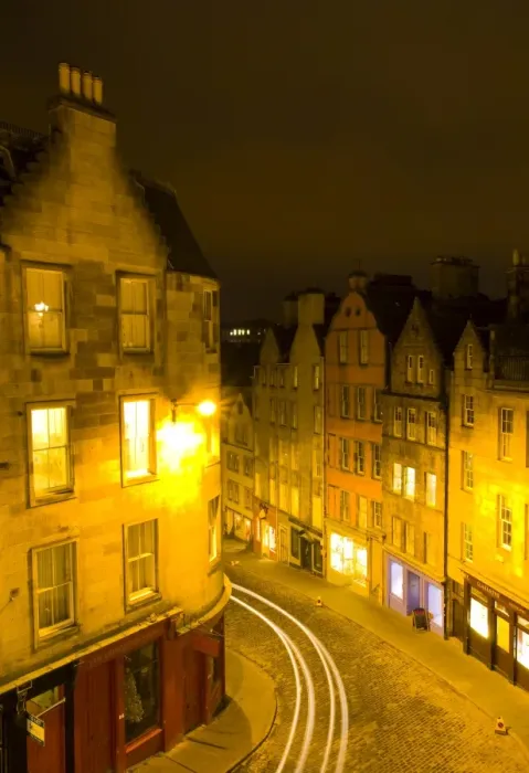 Framed Print : Scotland, Edinburgh, Old Town. Looking down on West Bow in the Old Town