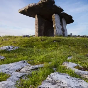 Republic of Ireland, County Clare, Poulnabrone Dolmen