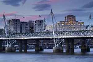 England, Greater London, London South Bank / River Thames
