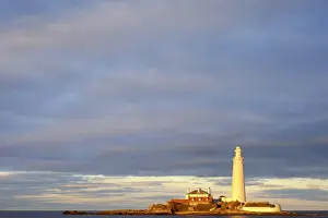 England, Tyne & Wear, St Marys Island & Lighthouse. England, Tyne & Wear, St Marys Island & Lighthouse