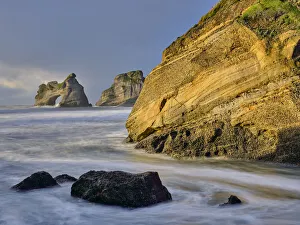 New Zealand, South Island, Wharariki Beach